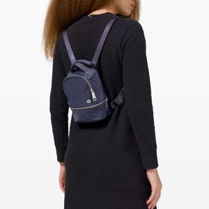Micro city adventurer bag lululemon